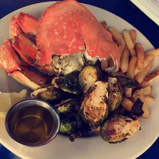 Half-cracked Dungeness Crab