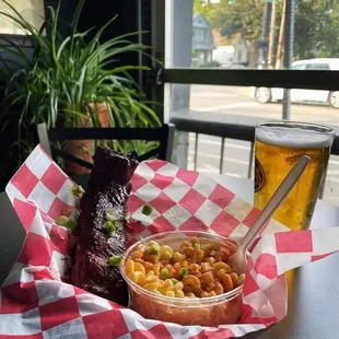 Short rib &amp; paprika Mac n cheese from O'Brother Smokehouse located inside The Fishtank.