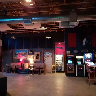  large room with arcade machines