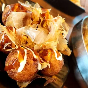 Takoyaki(generous w/ the Tako