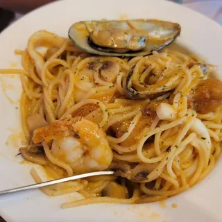 504. Tom Yum Seafood Noodle Soup