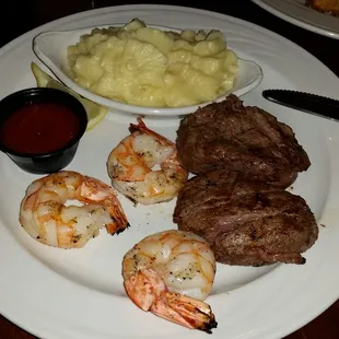 Filet medallions with jumbo shrimp