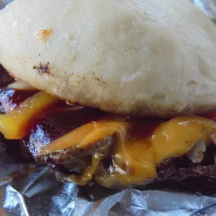 &quot;Minnesota Brisket&quot; sandwich, close-up.