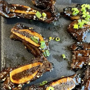 Almost 20$ for a rib plate and one of the strips are bare.