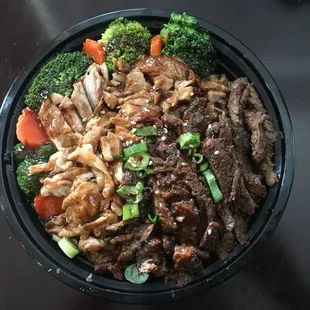 Chicken &amp; Steak bowl with veggies