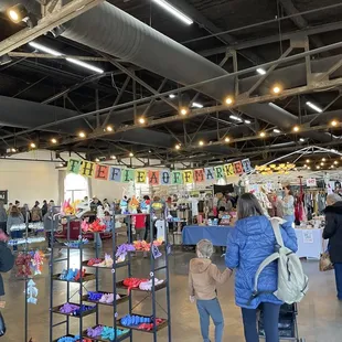 Holiday market at Mellwood Art Center