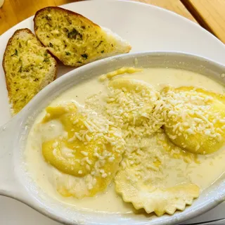 Cheese Ravioli (V)