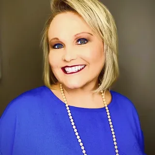 Lisa S.
