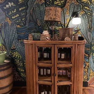 Also a little bit of a tiki feel- LOVE!