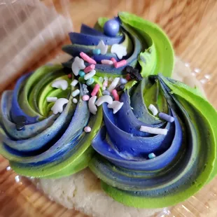 Sugar cookie with buttercream