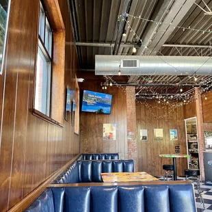 They have 4 TVs so you can catch the game from just about anywhere you sit. April 2023.