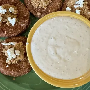 Fried green tomatoes