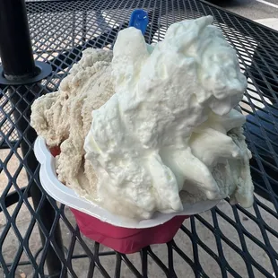 The Root Beer Float! (with companion whipped cream)