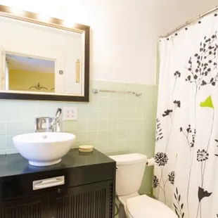 Private bathroom for Pernilla&apos;s Room