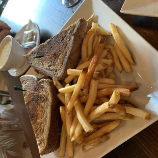 Rueben and fries