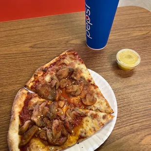 Double mushroom slice