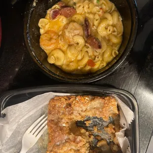 Shrimp jambalaya / bread pudding