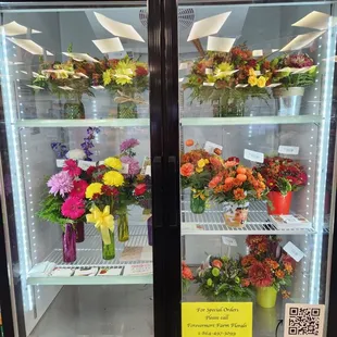 Flowers at the country meat market in Woodruff!
 Some of the things we produce out of the flower shop