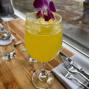 Large mimosas!