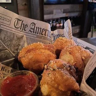 Delicious pizza knots