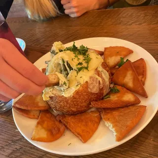 SPINACH ARTICHOKE DIP (V)