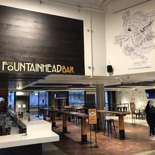 the interior of the fountainhead bar