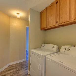 Full Size Washer and Dryer