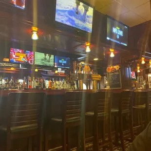 Great atmosphere! Love the fours!