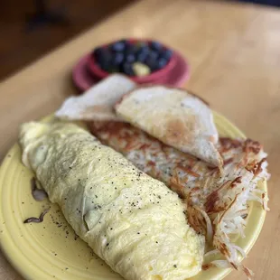 Omelette special with a side of fruit