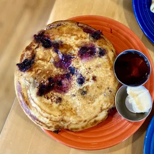Blueberry pancake. Must order!!!