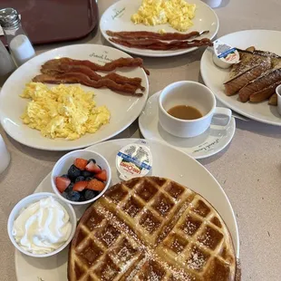 waffle breakfast plate