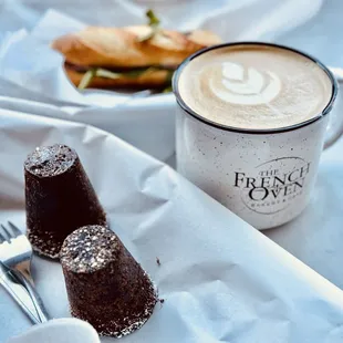 La Ficelle, Latte, Chocolate Bouchons