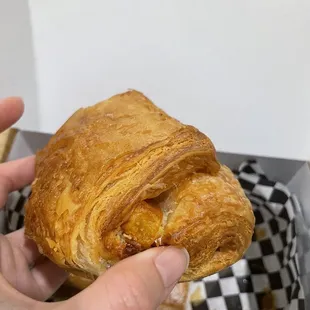 Mango mochi croissant