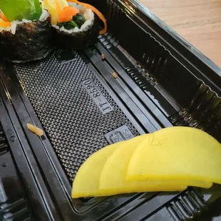 Same photo of the affirmentioned tray.