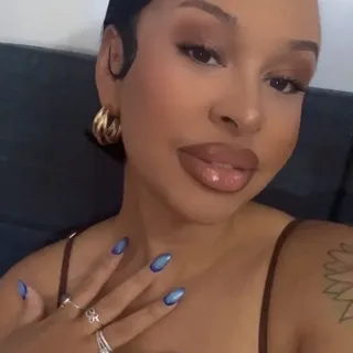 Liz L.