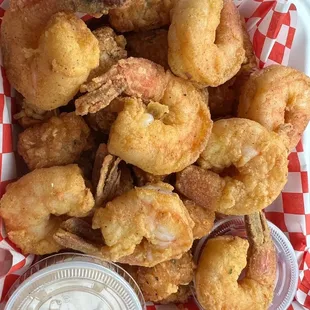 8pc Shrimp Meal with tater tots and Garlic Jay-oli - ask for lemon slices to drizzle on top!
