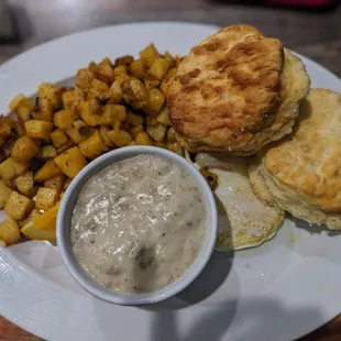 Biscuits and gravy plate