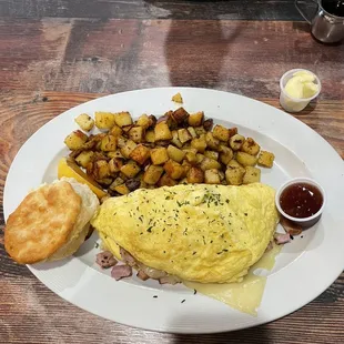 HAM &amp; CHEESE OMELETTE