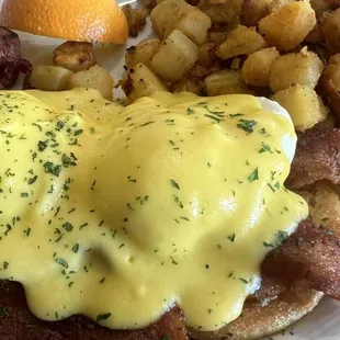 Eggs Benedict