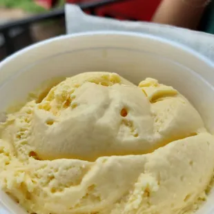 Mango ice cream