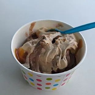 Great mix of Chocolate, Vanille and Carmel.