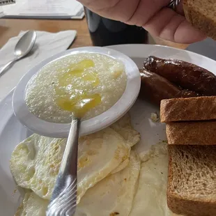 Grits, eggs, &amp; links