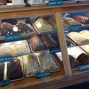 Second half of today&apos;s fudge options.