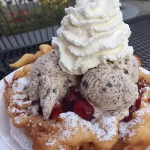 Fundae with cookies n cream