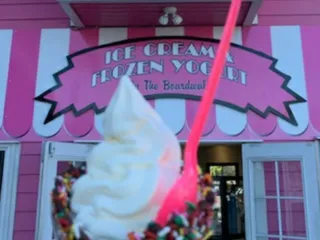 Ice Cream & Frozen Yogurt On the Boardwalk