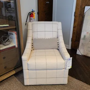 Eva Swivel