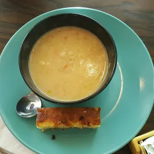 Roasted Cauliflower and Potato Soup