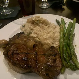 Circle L Peppercorn Crusted Strip Steak