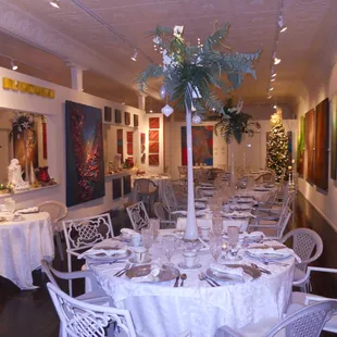 Gallery rents for pre nuptual dinners, showers, birthdays, holidays