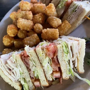 Club House Sandwich with tots